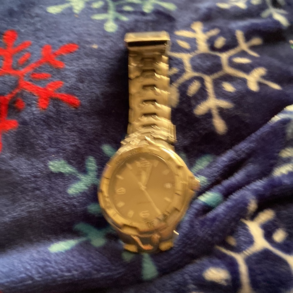 🤍🤍 Men’s guess watch - Picture 3 of 8